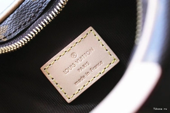 Affordable MM Croissant LOUIS VUITTON 0719
